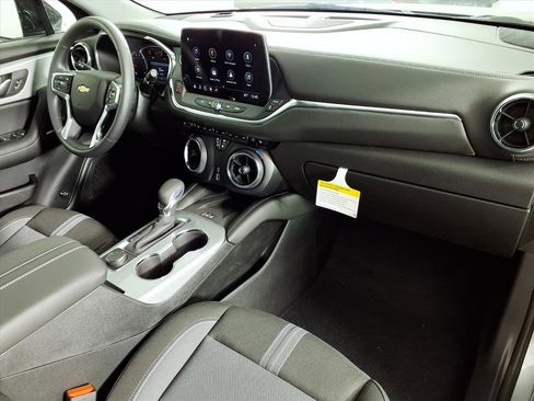 New 2026 Chevrolet Blazer LT w/ Convenience Package image 21