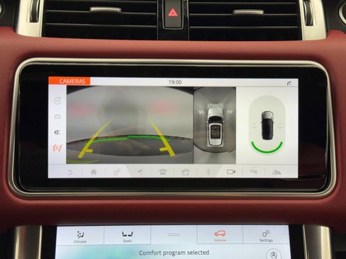 Used 2019 Land Rover Range Rover Sport SVR image 30