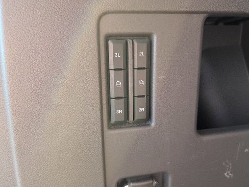 Used 2018 Ford Expedition Limited w/ Equipment Group 301A image 10