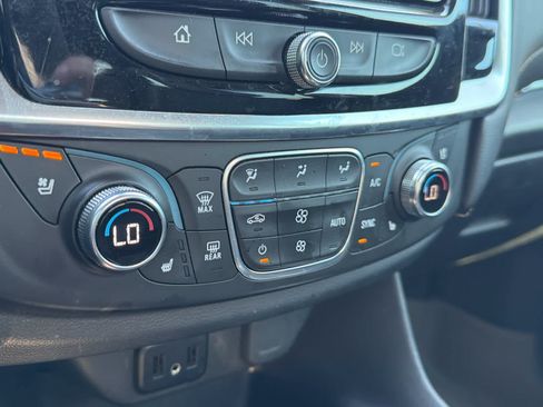 Used 2019 Chevrolet Traverse Premier w/ Redline Edition FWD image 33