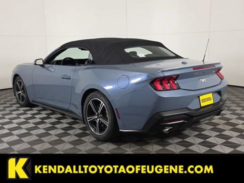Used 2024 Ford Mustang Premium RWD image 31