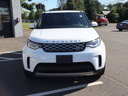 Used 2023 Land Rover Discovery S AWD/4WD image 3