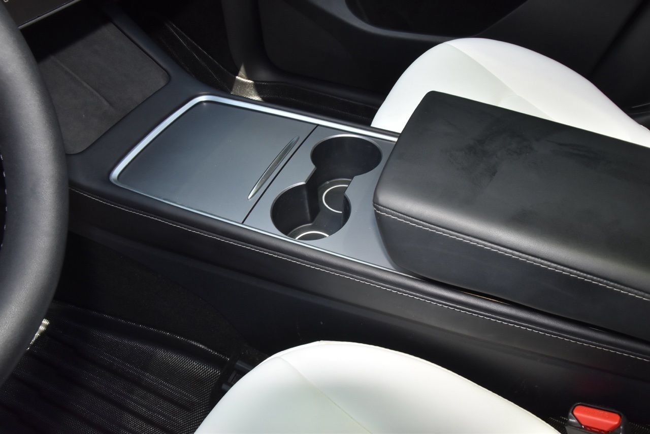 Used 2025 Tesla Model Y Long Range AWD/4WD image 27