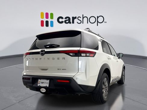 Used 2024 Nissan Pathfinder SV w/ SV Premium Package AWD/4WD image 5