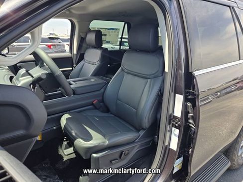 New 2026 Ford Expedition Active RWD image 6
