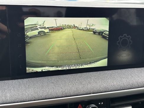 Certified 2025 Nissan Kicks SV image 30