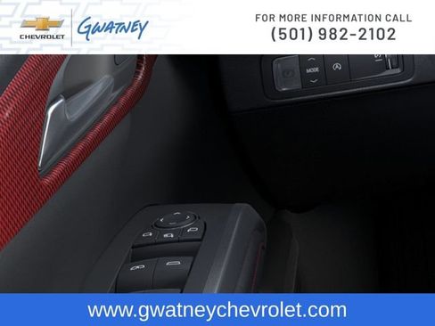 New 2026 Chevrolet Traverse RS w/ LPO, Floor Liner Package FWD image 22
