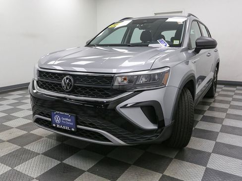Certified 2024 Volkswagen Taos S FWD image 5