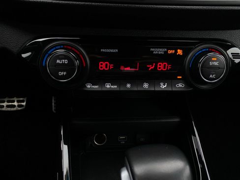 Used 2023 Kia Forte GT-Line w/ GT-Line Technology Package image 14