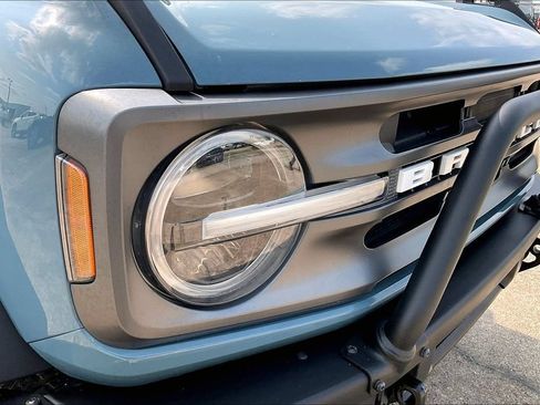 Used 2022 Ford Bronco Big Bend w/ Sasquatch Package AWD/4WD image 33