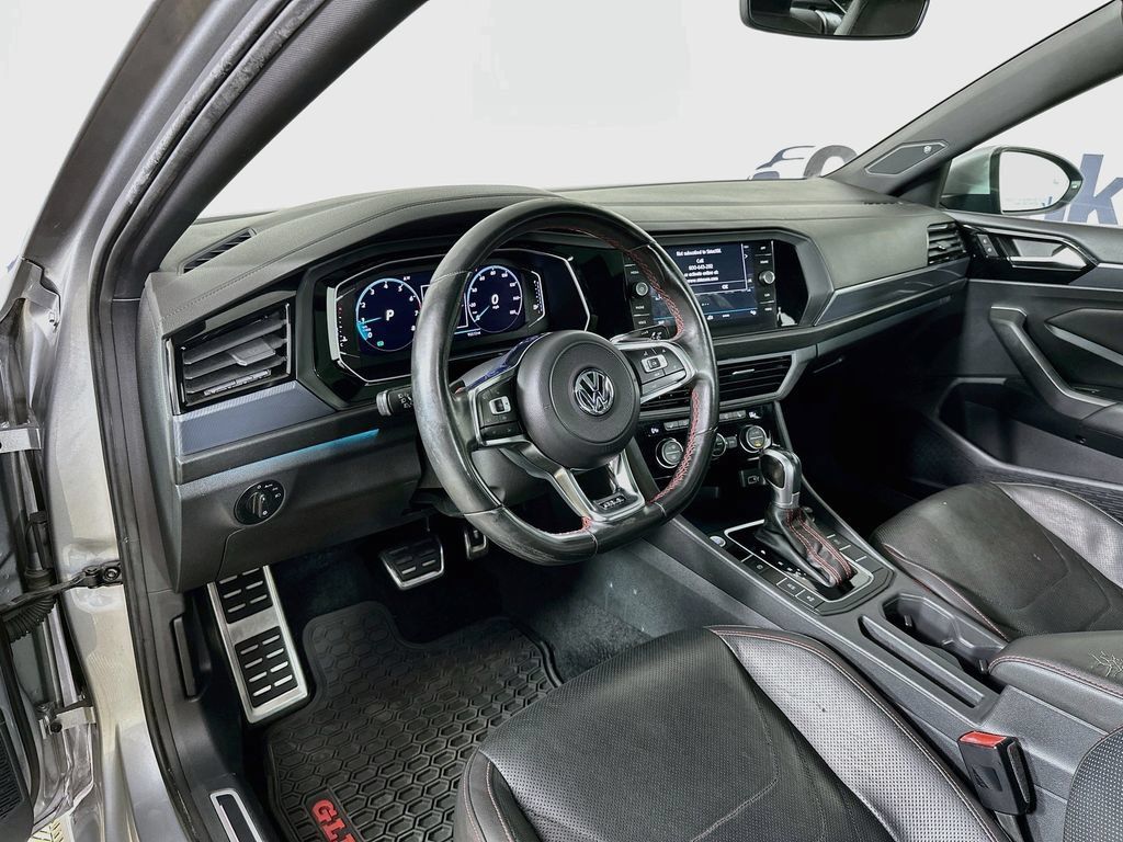 Used 2019 Volkswagen Jetta GLI Autobahn FWD image 9