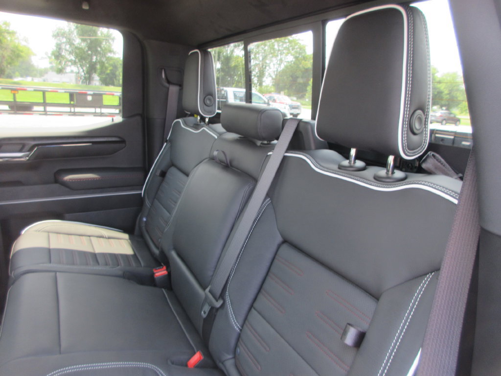 New 2026 GMC Sierra 1500 AT4X AWD/4WD image 13