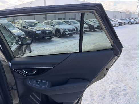 Used 2023 Subaru Outback Limited image 18