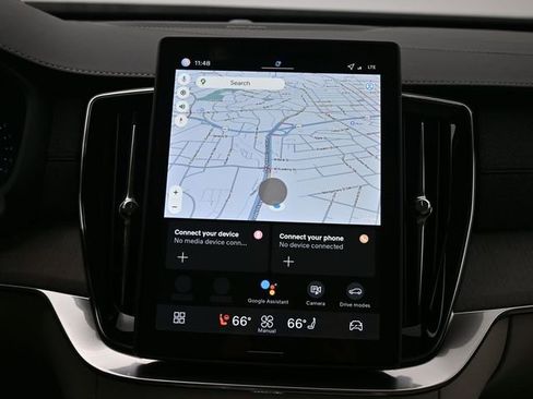 New 2026 Volvo XC90 B6 Ultra w/ Protection Package image 14