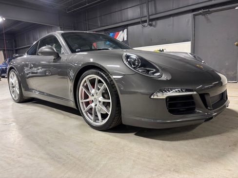 Used 2013 Porsche 911 Carrera S image 2