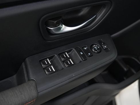 Used 2023 Honda Pilot Sport image 21