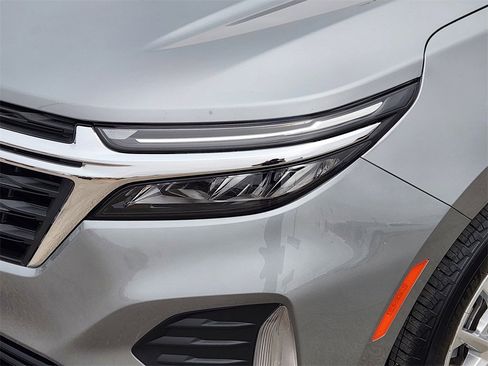 Certified 2023 Chevrolet Equinox LT image 9