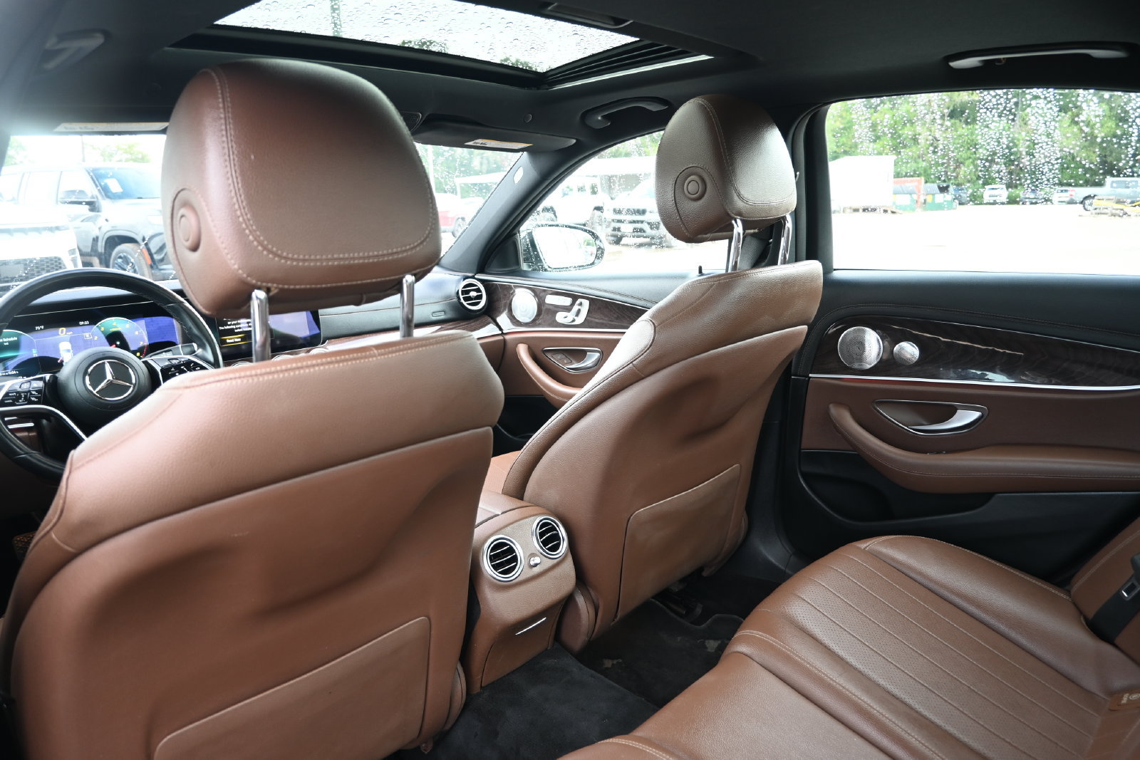 Used 2021 Mercedes-Benz E 350 Sedan image 23