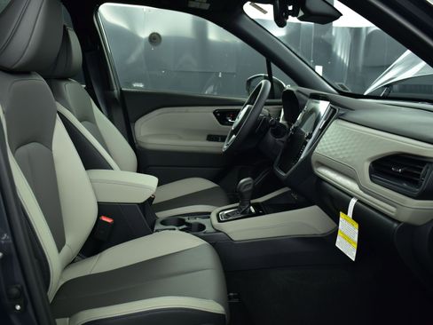 New 2025 Subaru Forester Limited image 19