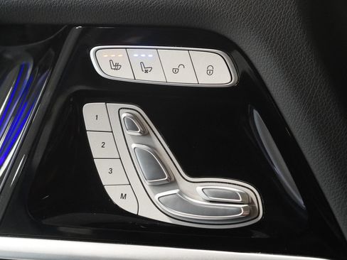 Certified 2019 Mercedes-Benz G 63 AMG 4MATIC image 28