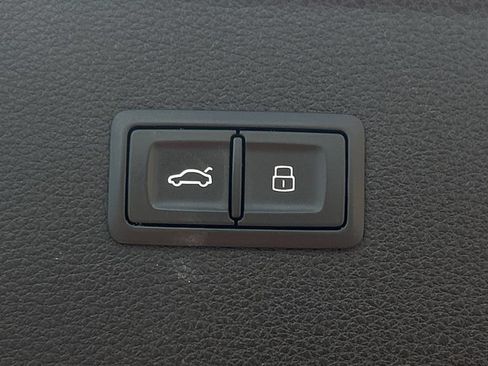 Used 2019 Audi Q5 2.0T Premium Plus w/ Premium Plus Package AWD/4WD image 19