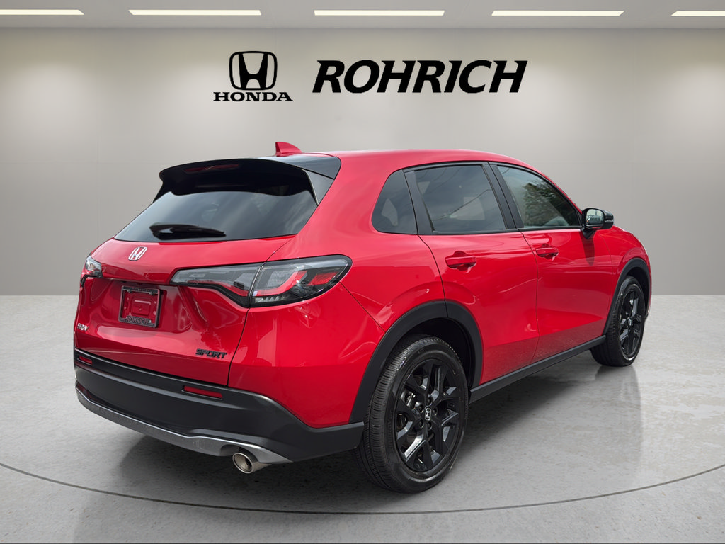 Certified 2025 Honda HR-V Sport image 5