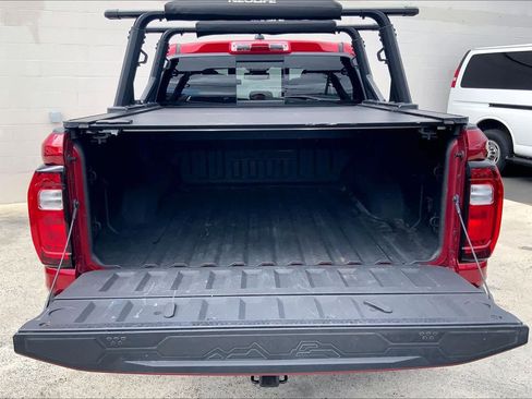 Used 2023 GMC Canyon AT4 w/ Canyon Safety Plus Package image 19