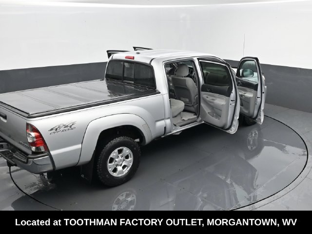 Used 2011 Toyota Tacoma 4x4 Double Cab w/ SR5 Pkg #2 image 22