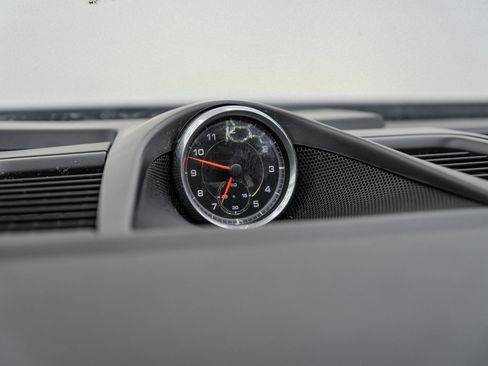 Used 2014 Porsche Panamera S image 35