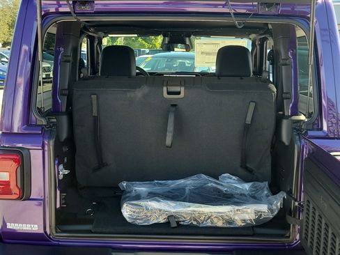 New 2026 Jeep Wrangler Rubicon w/ Xtreme 35 Tire Package image 5