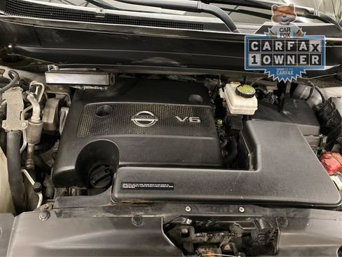 Used 2016 Nissan Pathfinder SL AWD/4WD image 12