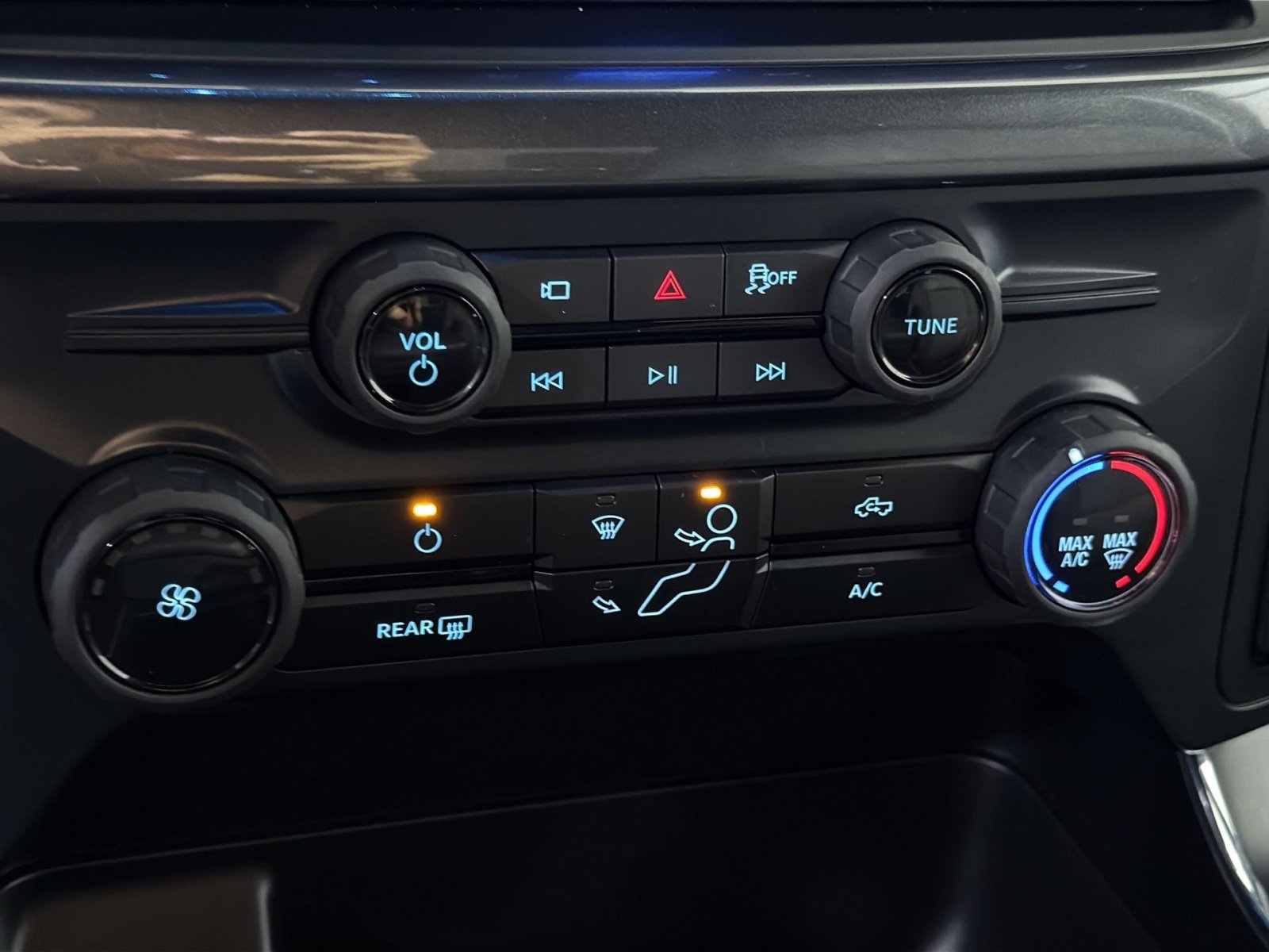 Used 2025 Ford F150 STX w/ Equipment Group 200A AWD/4WD image 20
