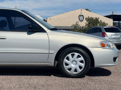Used 2002 Toyota Corolla CE FWD image 15