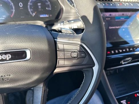 New 2026 Jeep Grand Cherokee Altitude AWD/4WD image 24
