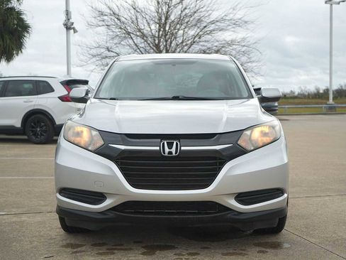 Used 2016 Honda HR-V LX image 6