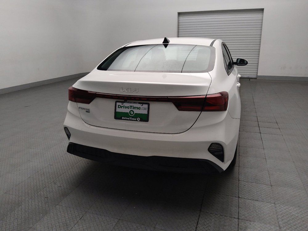 Used 2023 Kia Forte LX FWD image 7