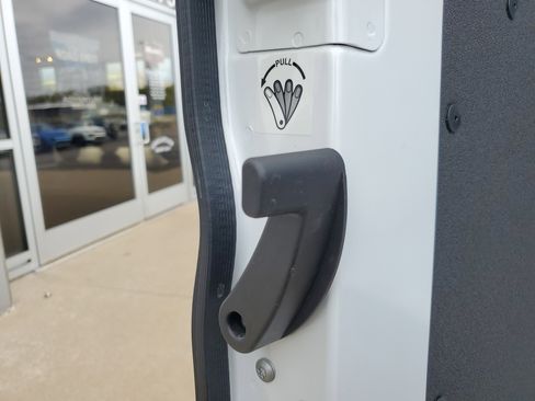 Used 2025 RAM ProMaster 2500 w/ Storage Group image 23