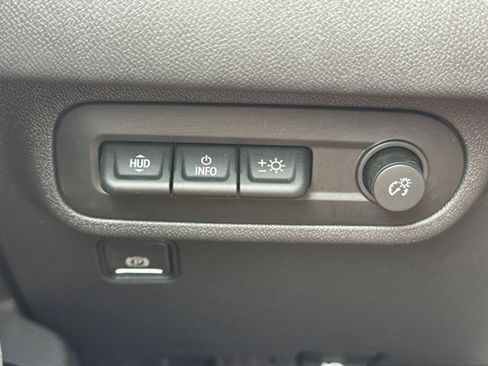 Used 2024 GMC Terrain AT4 w/ Tech Package AWD/4WD image 15
