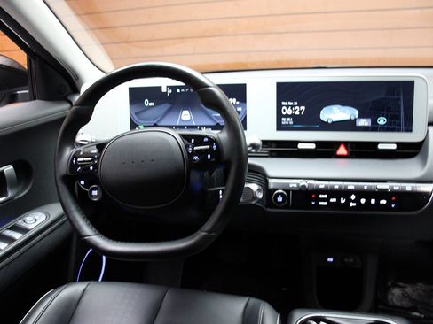 Used 2023 Hyundai Ioniq 5 SEL w/ Cargo Package image 29