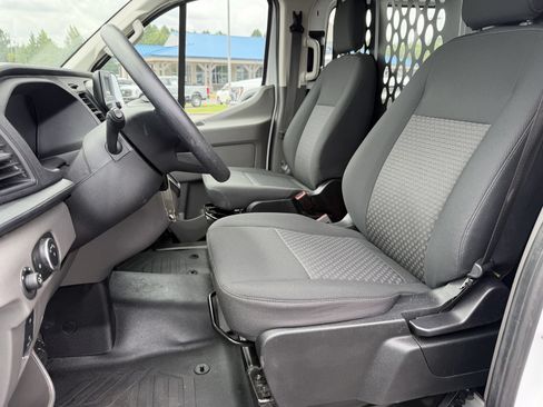 Certified 2025 Ford Transit 250 Low Roof w/ Exterior Upgrade Package RWD image 22