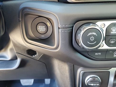 New 2026 Jeep Wrangler Rubicon w/ Technology Group image 16