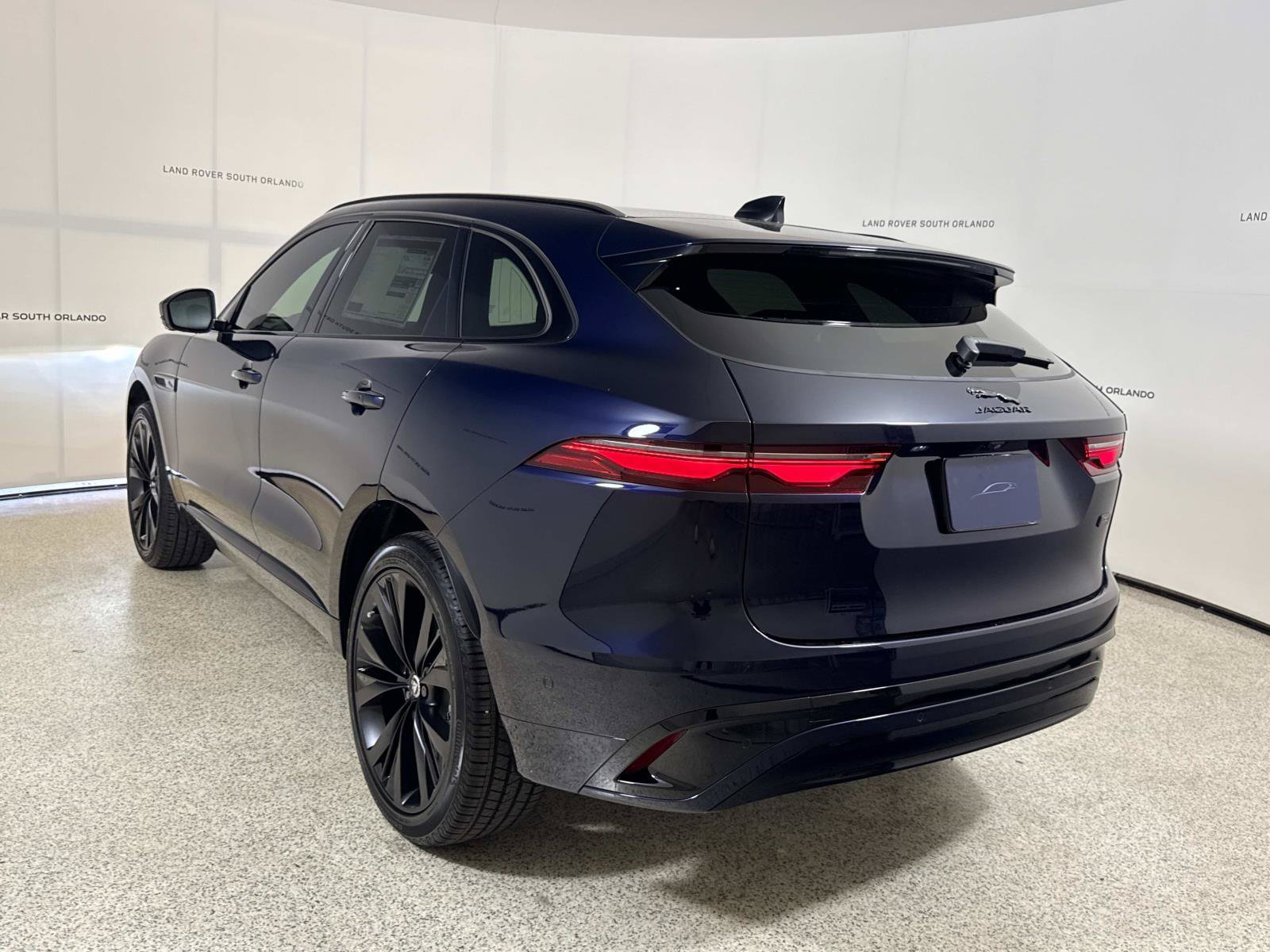 New 2026 Jaguar F-PACE R-Dynamic S AWD/4WD image 3
