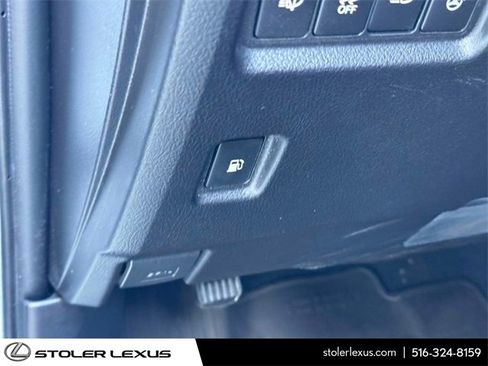 Certified 2023 Lexus GX 460 Premium image 24