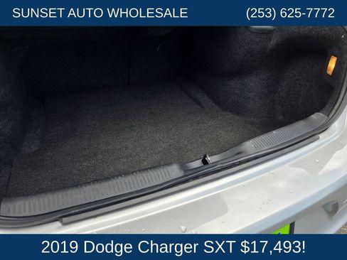 Used 2019 Dodge Charger SXT RWD image 24