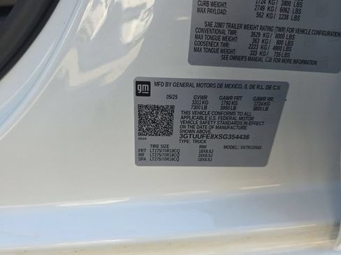 Used 2025 GMC Sierra 1500 AT4X AWD/4WD image 37
