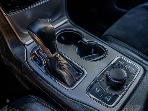 Used 2020 Jeep Grand Cherokee Trailhawk image 22