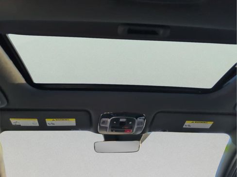 Used 2023 Hyundai Santa Cruz SEL Premium image 25