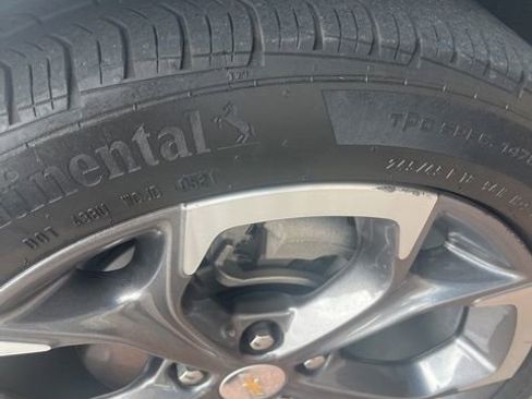 Used 2022 Chevrolet Malibu LT image 20