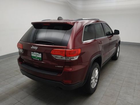 Used 2018 Jeep Grand Cherokee Laredo AWD/4WD image 9