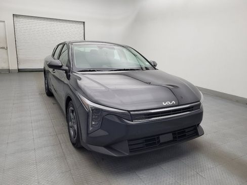 Used 2025 Kia K4 FWD image 14